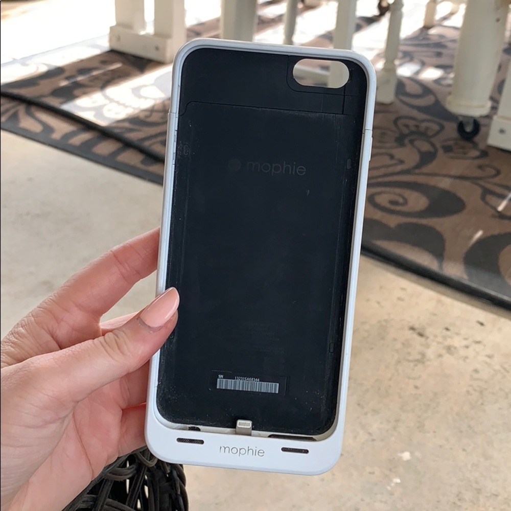 iPhone 6s Plus mophie charging case